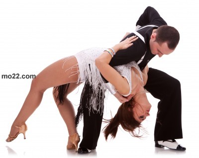 الرقص لزيادة لياقة الجسم لدى الرجل والمرأة